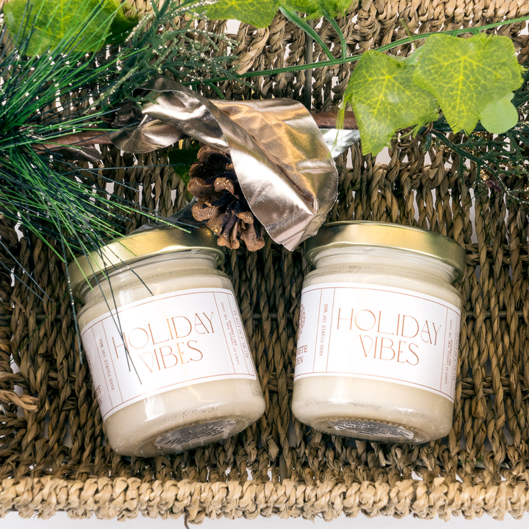Holiday Vibes, Pine and Cinnamon Soy Candle, 4 oz