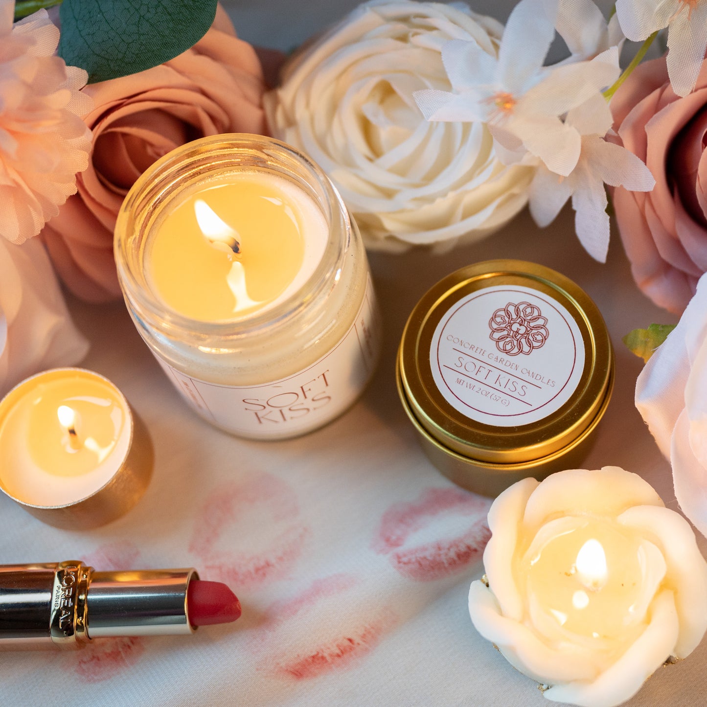 Soft Kiss - Peony and Nectarine Soy Candle