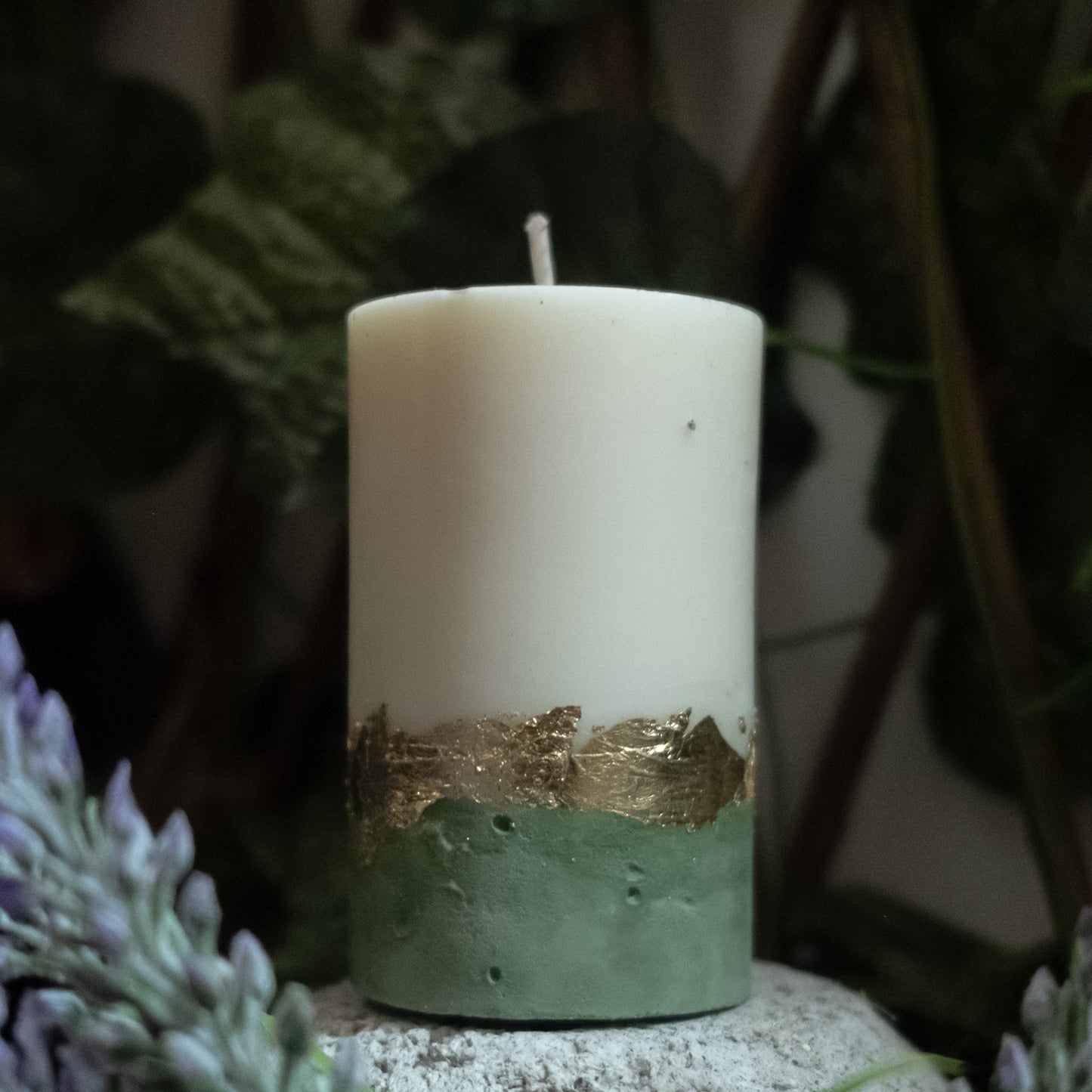 Scented Pillars with Concrete Base