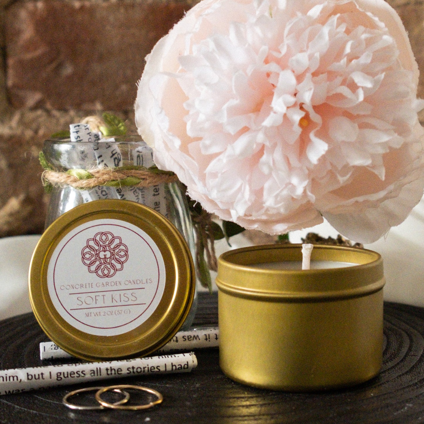 Soft Kiss - Peony and Nectarine Soy Candle