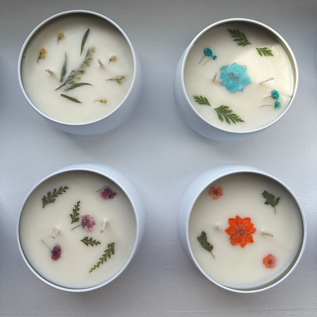 6 oz Customizable Floating Pressed Flowers Scented Candle