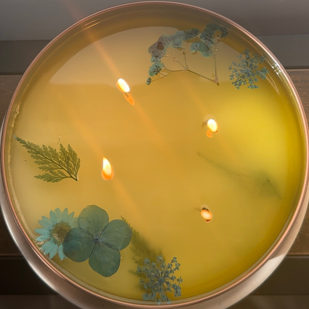 Customizable Floating Pressed Flowers Scented Candle